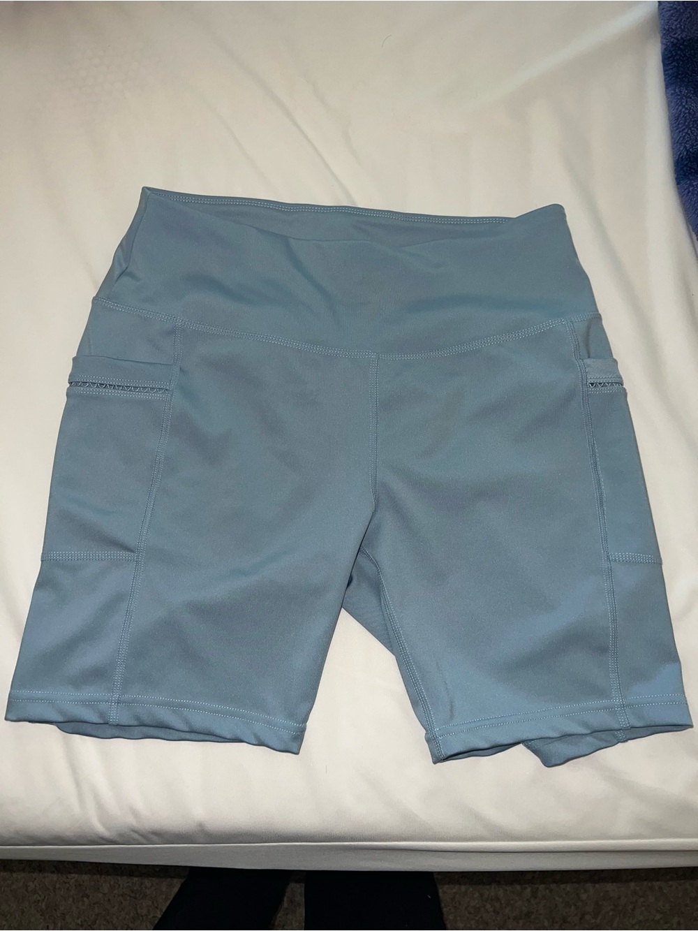 Level up active shorts